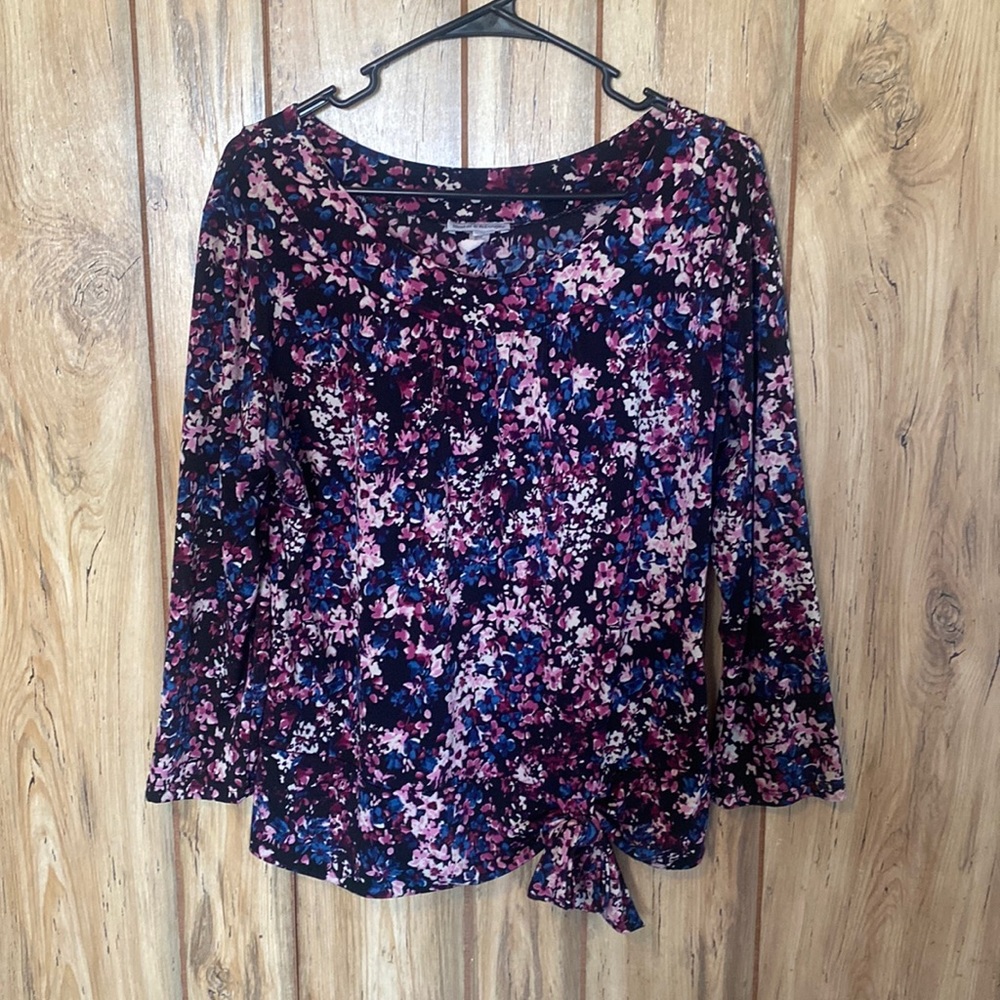 Floral blouse with side tie